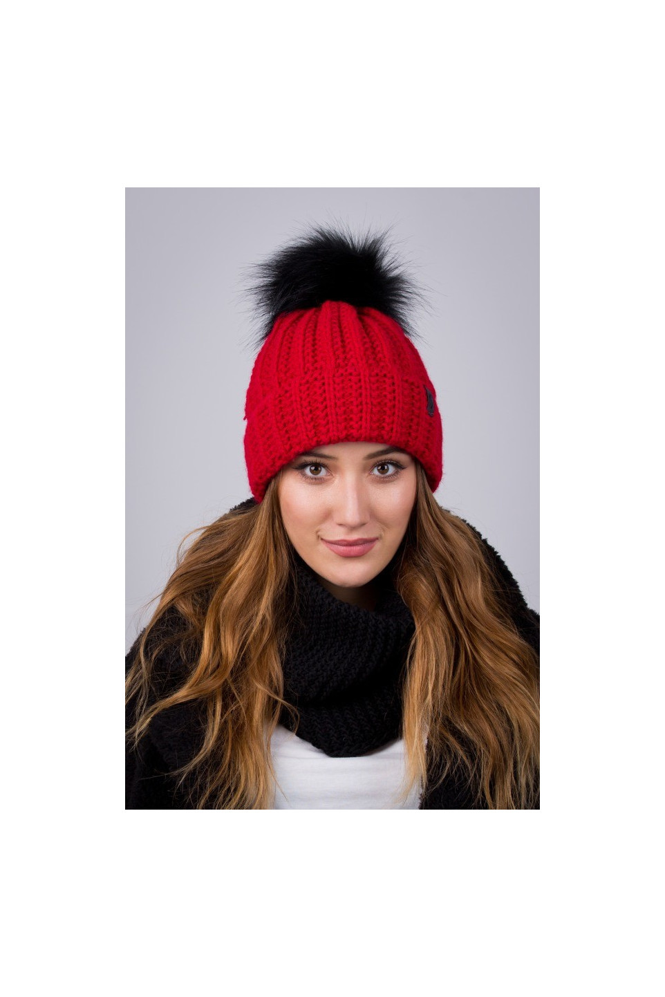 Winter hat Carmen Red